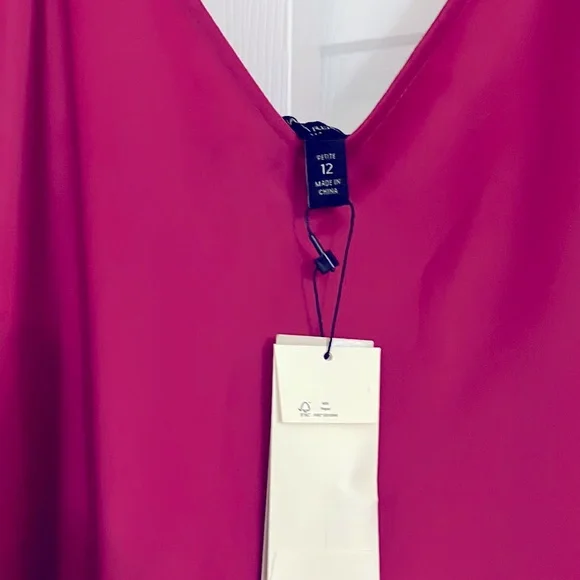 *HOST PICK* Banana Republic Petite Maxi Dress with a front slit at bottom - Picture 3 of 3